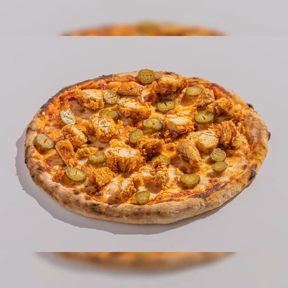 Nashville chicken pizza
